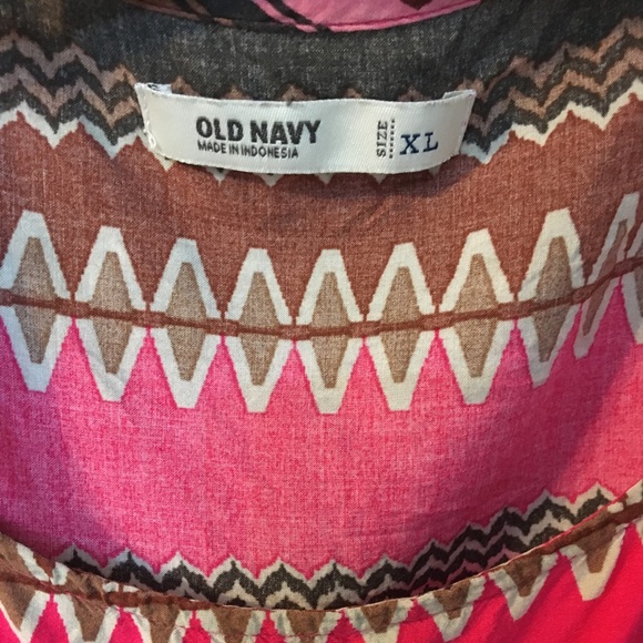 Women’s old navy size XL Aztec print w/ side tie - Picture 4 of 4